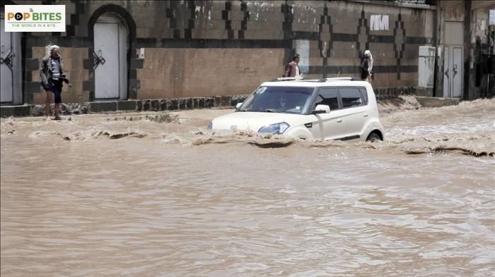 saudi flood chaos puts 143 ambulance units on alert