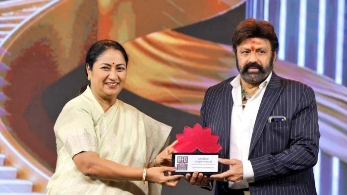 బాలకృష్ణకు జీవిత సాఫల్య పురస్కారం.. ఘన సత్కారం