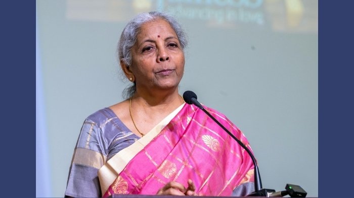 కార్పొరేట్ చట్టాల్లో భారీ మార్పులు.. లోక్‌సభలో బిల్లు ప్రవేశపెట్టిన కేంద్రం