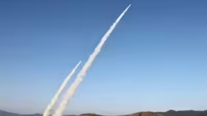 క్షిపణి శిథిలాల బారిన భారతీయుడు.. అబుధాబీలో విషాదం