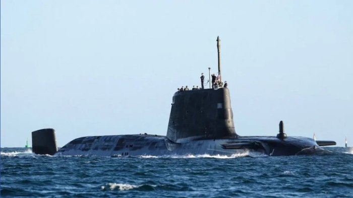 tensions rise near hormuz as uk deploys nuclear submarine